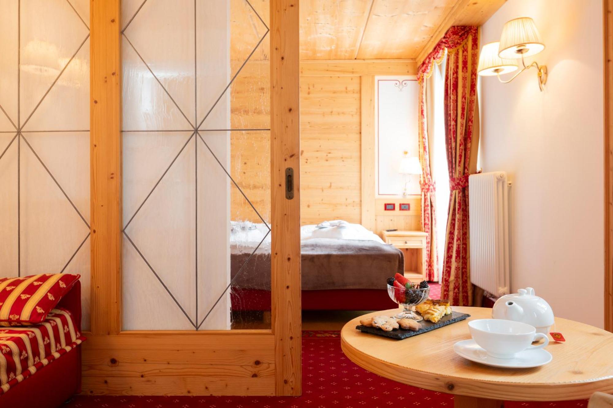 Sport Hotel Vittoria Passo del Tonale Ngoại thất bức ảnh