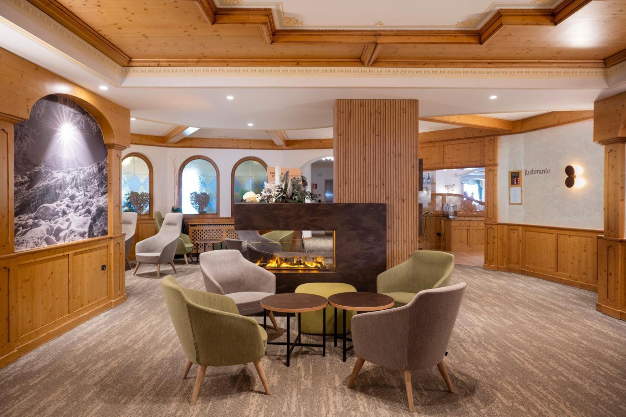 Sport Hotel Vittoria Passo del Tonale Ngoại thất bức ảnh