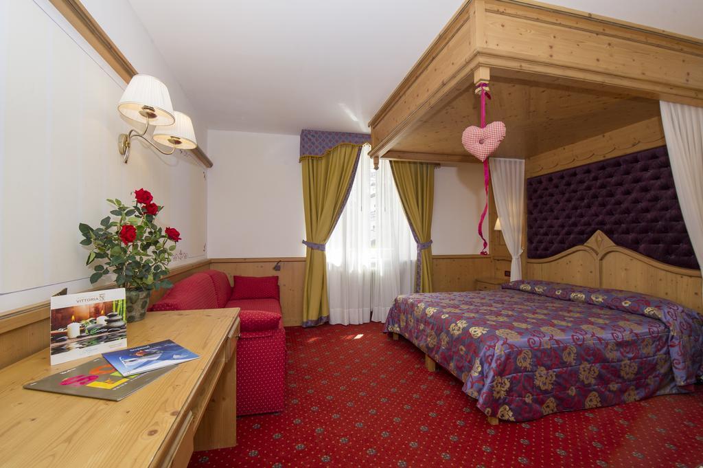 Sport Hotel Vittoria Passo del Tonale Ngoại thất bức ảnh