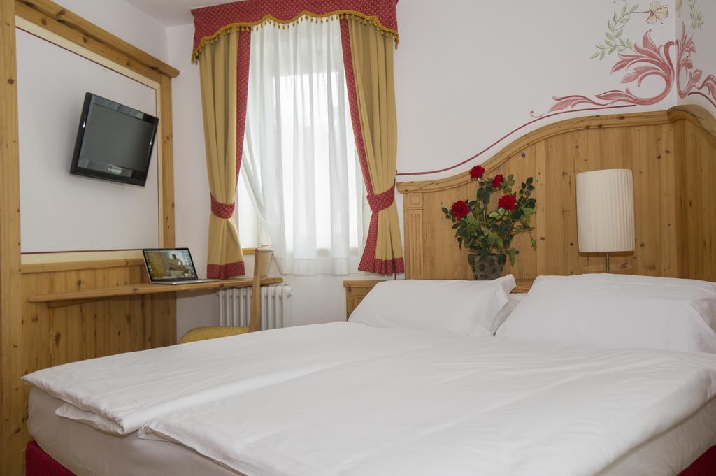 Sport Hotel Vittoria Passo del Tonale Ngoại thất bức ảnh
